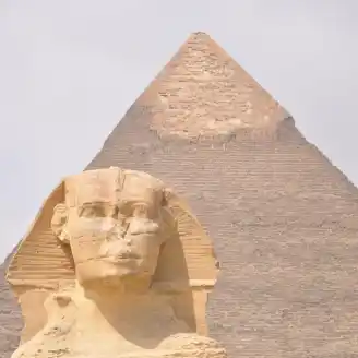 egitto sfinge piramide cairo dando