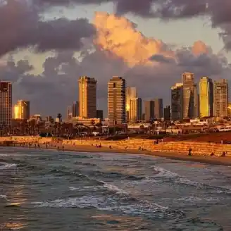 tel aviv costa al tramonto