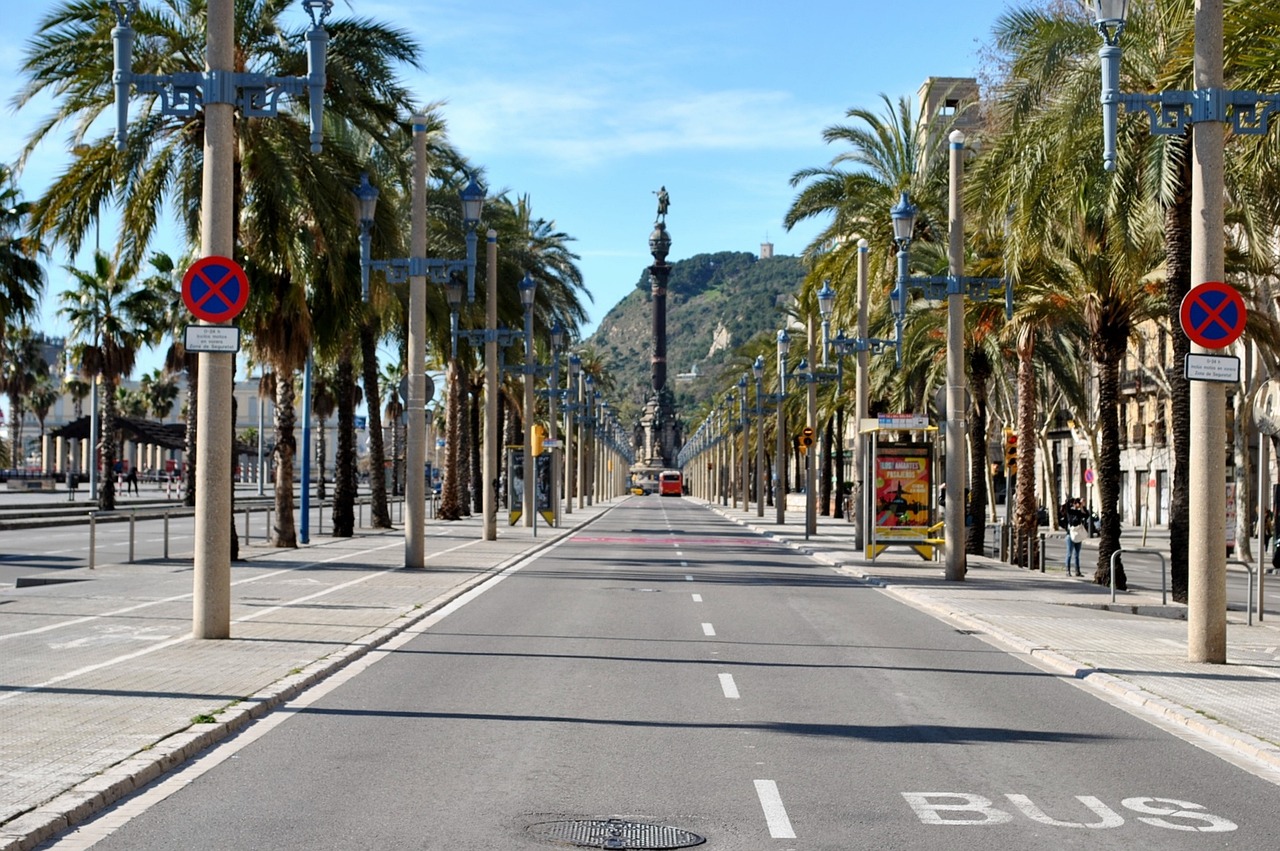 barcellona vacanza strada palme